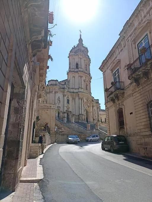 Casa Basilico' A Modica Vicino Duomo S. Giorgio Villa 0*,