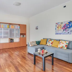 Oltretorrente Ampio Con Balconi Appartamento Parma